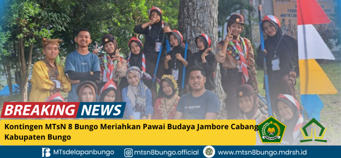 Kontingen MTsN 8 Bungo Meriahkan Pawai Budaya Jambore Cabang Kabupaten Bungo