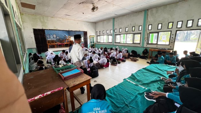 PraMATAMUDA MTsN 8 Bungo Berlangsung Semarak, Pembina OSIM dan Pengurus OSIM Berikan Arahan Perdana kepada Murid Baru PraMATAMUDA MTsN 8 Bungo Berlangsung Semarak, Pembina OSIM dan Pengurus OSIM Berikan Arahan Perdana kepada Murid Baru