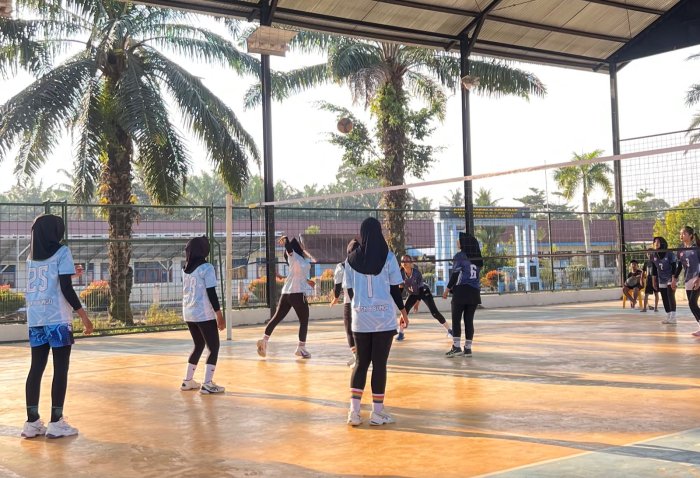 Semangat Prestasi dan Sportivitas Warnai Aktivitas MTsN 8 Bungo di Awal Agustus 2026 Semangat Prestasi dan Sportivitas Warnai Aktivitas MTsN 8 Bungo di Awal Agustus 2026