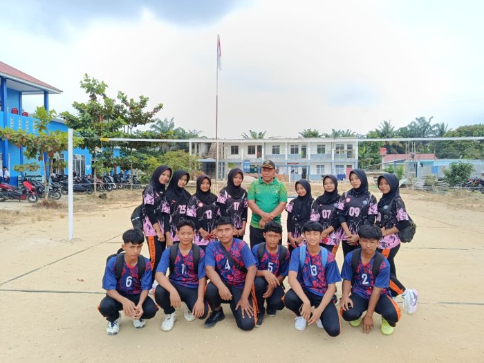 Semangat Juang Tak Padam, Tim Voli Putri MTsN 8 Bungo Berlaga di Ad-Dhuha Light Expo 2026