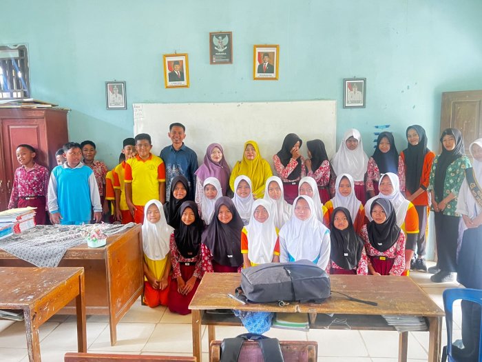 Semangat Menyapa Generasi Masa Depan, MTsN 8 Bungo Gelar Sosialisasi SPMB di SDN 180/II Mulya Bhakti