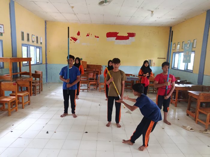 Latihan Rutin Sanggar Tari MTsN 8 Bungo, Siap Sambut PORSEKA II 2026 dengan Tari Mapag Tamu Adat Sunda