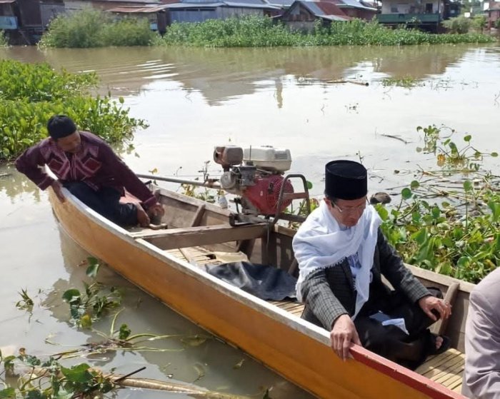 Menteri Agama RI Menyusuri Sungai, Teladan Kesederhanaan dan Kepedulian untuk Negeri