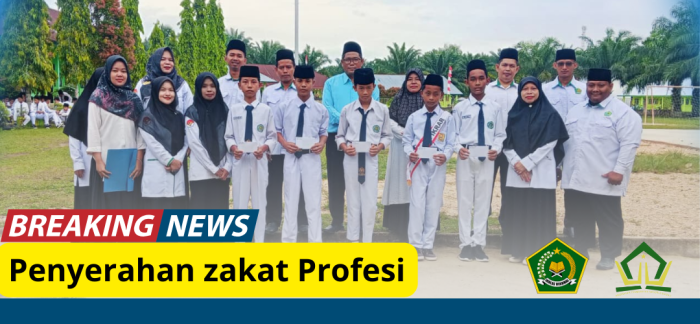 MTsN 8 Bungo Salurkan Zakat Profesi untuk Siswa dan Pegawai