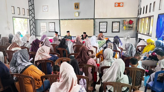 Parenting dan Serah Terima Murid Baru Warnai Awal Perjalanan Pendidikan di MTsN 8 Bungo Parenting dan Serah Terima Murid Baru Warnai Awal Perjalanan Pendidikan di MTsN 8 Bungo