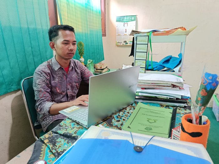 Proktor MTsN 8 Bungo Ikuti Zoom Persiapan Gladi Bersih TKA, Siap Sukseskan Pelaksanaan Ujian