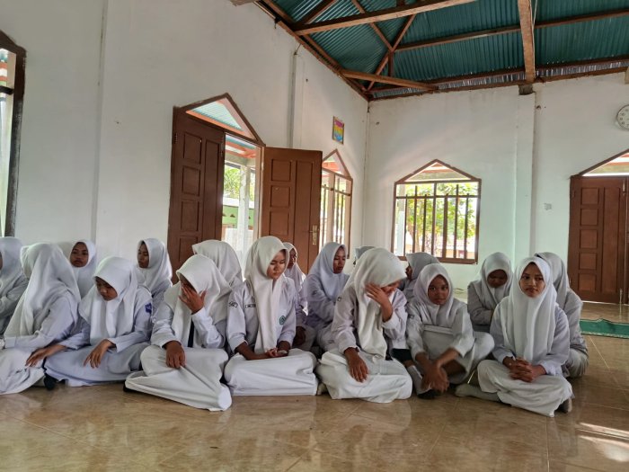OSIM MTsN 8 Bungo Gelar Rapat Perdana, Matangkan Konsep MATAMUDA 2026 yang Edukatif, Kreatif, dan Berkarakter OSIM MTsN 8 Bungo Gelar Rapat Perdana, Matangkan Konsep MATAMUDA 2026 yang Edukatif, Kreatif, dan Berkarakter