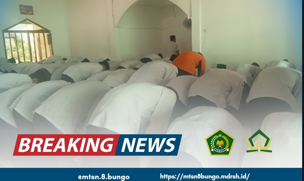 SEMANGAT RAMADHAN: MTSN 8 BUNGO ADAKAN SHOLAT DHUHA BERJAMAAH