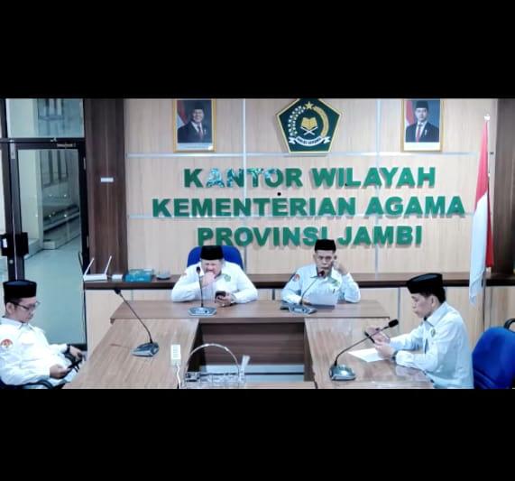Kepala MTsN 8 Bungo Ikuti Zoom MBG Tingkat Provinsi Jambi, Perkuat Sinergi Madrasah dan Pesantren