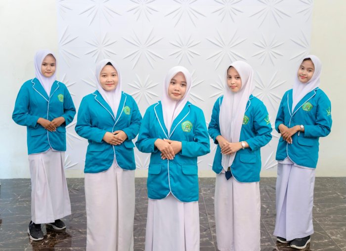 Mengenal Lebih Dekat Divisi Kesenian OSIM MTsN 8 Bungo: Wadah Kreativitas, Bakat, dan Prestasi Siswa Mengenal Lebih Dekat Divisi Kesenian OSIM MTsN 8 Bungo: Wadah Kreativitas, Bakat, dan Prestasi Siswa