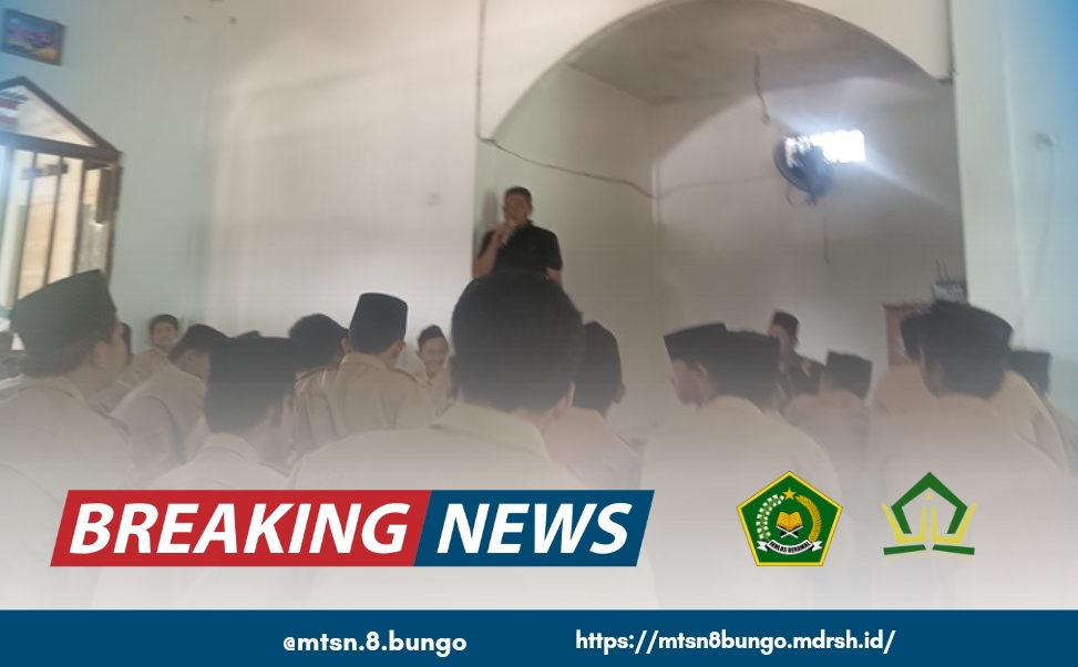 BULAN PENUH BERKAH: MTSN 8 BUNGO LAKSANAKAN SHOLAT DHUHA BERJAMAAH DI MADRASAH 