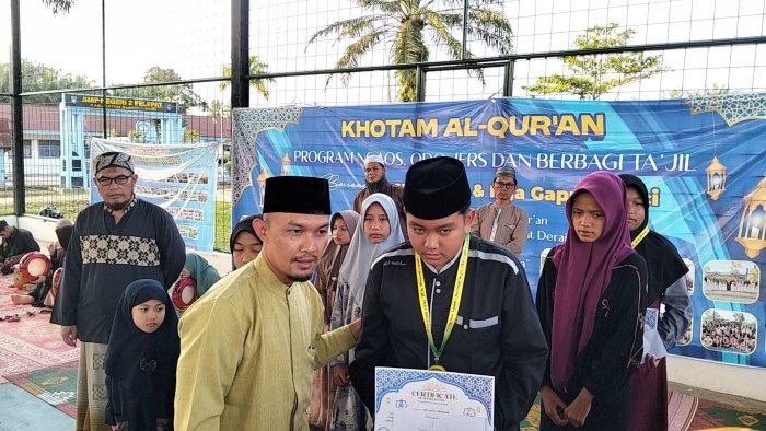 Semangat Ramadhan Mengukir Prestasi: Haris Maulana Ibrahim Raih Harapan 2 Lomba Tahfidz di NGAOS Dusun Gapura Suci