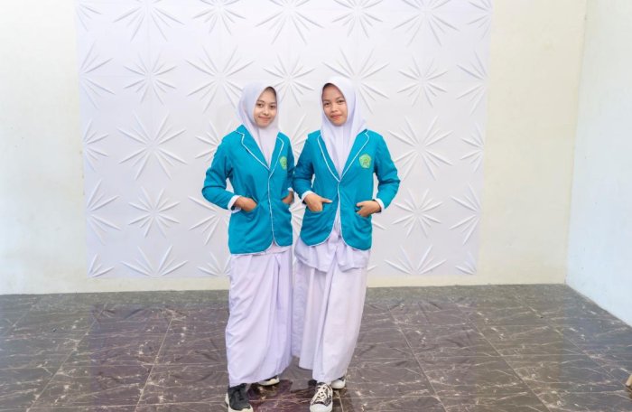 Mengenal Lebih Dekat Bendahara OSIM: Silvi Luffiana Saphira dan Siti Marseu Linda, Siswi Aktif dan Berprestasi Mengenal Lebih Dekat Bendahara OSIM: Silvi Luffiana Saphira dan Siti Marseu Linda, Siswi Aktif dan Berprestasi