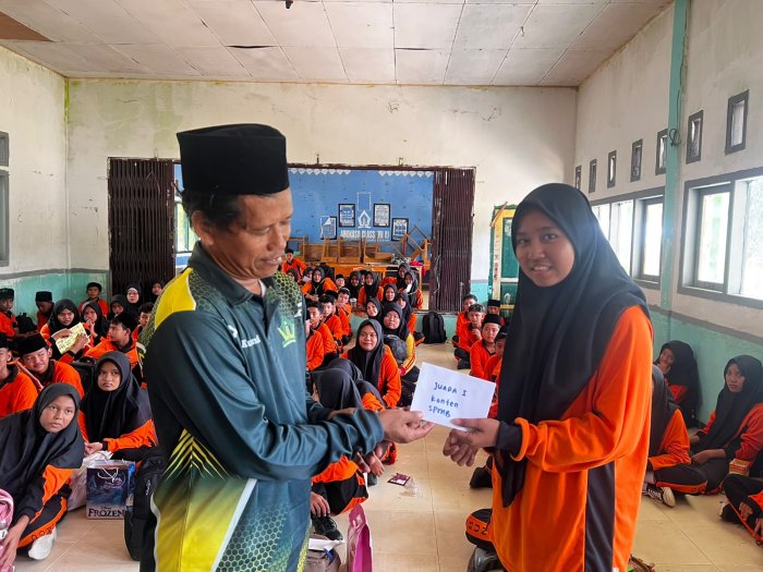 Adhelia Raih Juara Konten MATAMUDA Terbaik 2026, Kreativitas Murid MTsN 8 Bungo Tuai Apresiasi Adhelia Raih Juara Konten MATAMUDA Terbaik 2026, Kreativitas Murid MTsN 8 Bungo Tuai Apresiasi