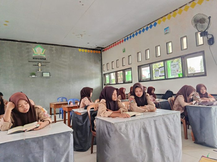 Menyemai Cahaya Al-Quran di Pagi Hari: MTsN 8 Bungo Istiqamah Laksanakan Tadarus dan Fahmil Quran