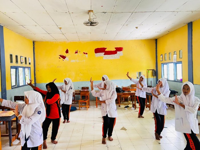 Semarak Budaya Minangkabau di MTsN 8 Bungo: Latihan Tari Pasambahan untuk Momen Perpisahan Penuh Makna
