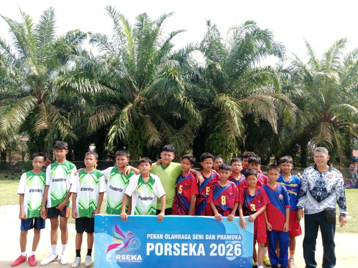 Mini Soccer PORSEKA II MTsN 8 Bungo: Adu Sportivitas 8 Tim SD/MI Warnai Lapangan Madrasah