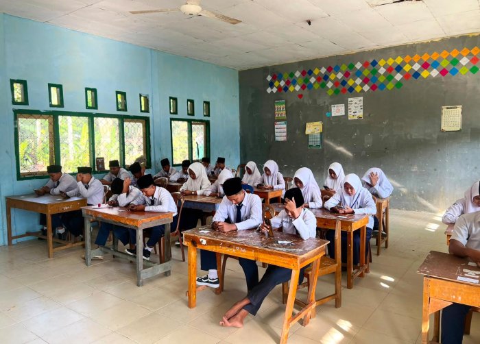 ASAS Genap Tahun Pelajaran 2025/2026 Mata Pelajaran Informatika di MTsN 8 Bungo Berjalan Lancar dan Tertib